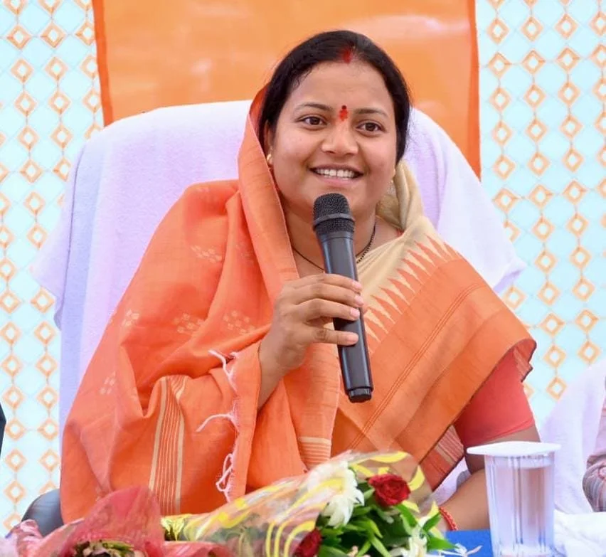 मंत्री लक्ष्मी राजवाड़े के प्रयासों से छह परियोजना-सह-संसाधन केंद्रों के भवनों को मंजूरी ..